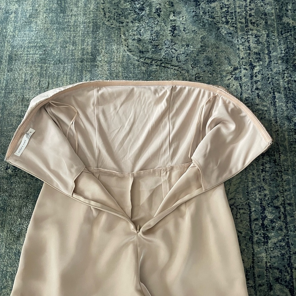 Altar’d State Romper XS - Picture 4 of 6